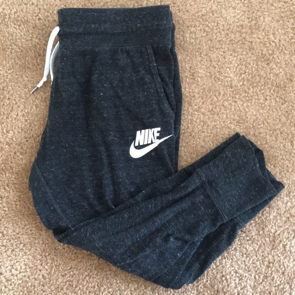 Nike mid-calf joggers